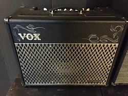 ギターアンプ2（VOX VT50）